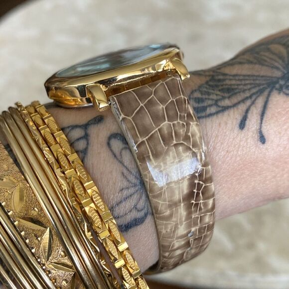 NEW! Crystal Embellished Purple & Gold Tone Stainless Steel Quartz Wristwatch - Picture 2 of 12